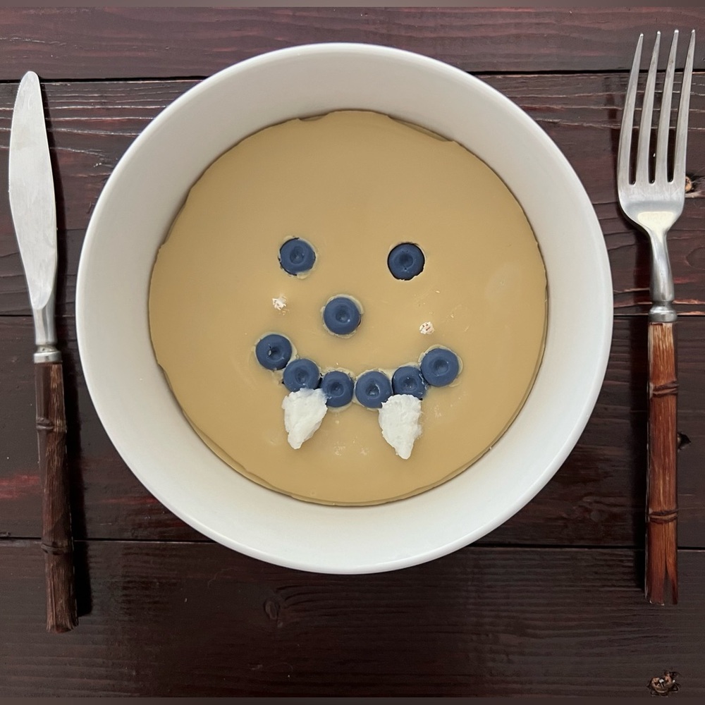 Damon Pancake Candle